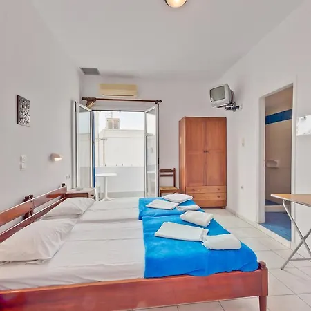 Paris * Antiparos Town