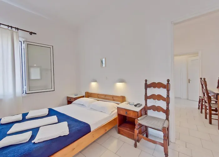 Paris Antiparos Town